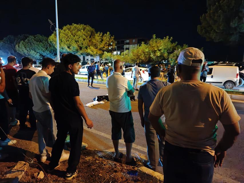 Yolun karşısına geçmeye çalışırken hayatını kaybetti