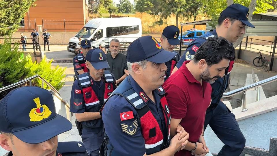 Sahte alışveriş sitesi kuran şebekeye operasyon...7 kişi tutuklandı