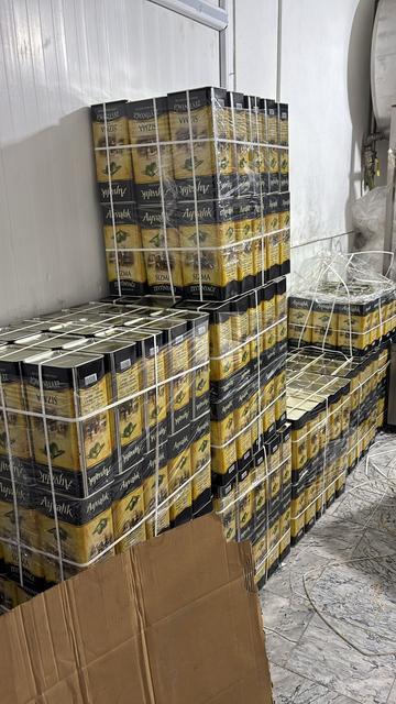 JANDARMA'DAN SAHTE YAĞ BASKINI YAPILAN BASKINDA 11 BİN 200 HİLELİ YAĞ ELE GEÇİRİLDİ