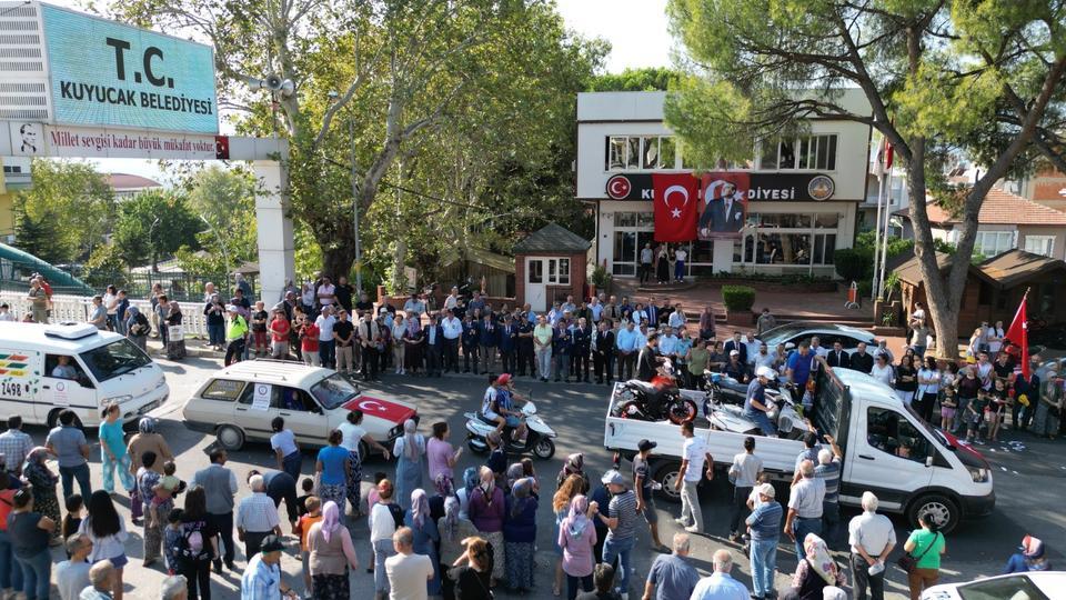 KUYUCAK'TA KURTULUŞ COŞKUSU MEYDANLARA SIĞMADI