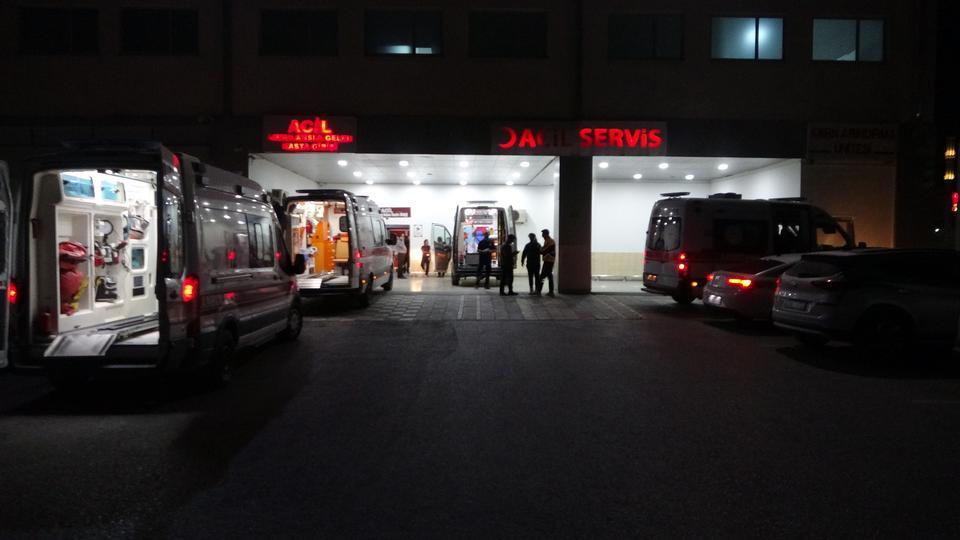 Bıçaklı kavga: 1 yaralı, 5 gözaltı