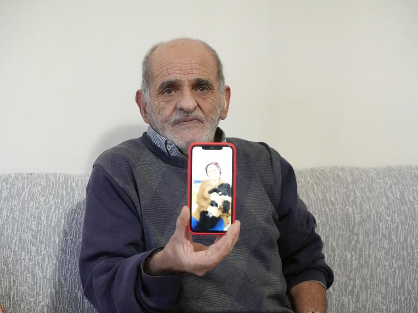 Para ve altınlarla kayıplara karışan eşinden haber alamıyor