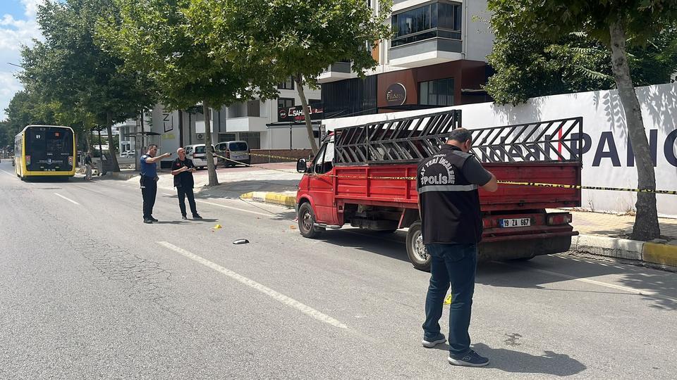 Akrabalar arasında kız kaçırma kavgası: 1'i ağır 4 yaralı