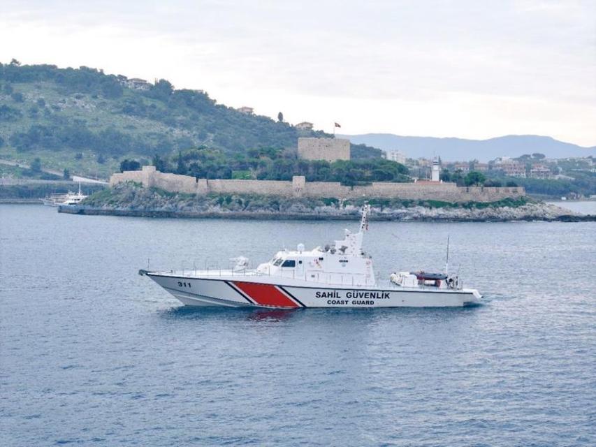 Kuşadası’nda Sahil Güvenlik botu ziyarete açılıyor