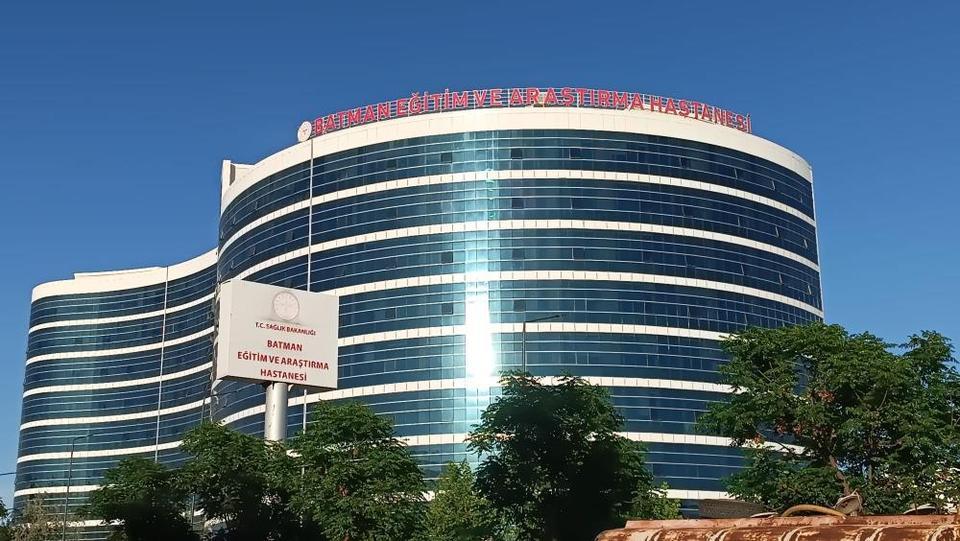 İki grup arasında silahlı kavga