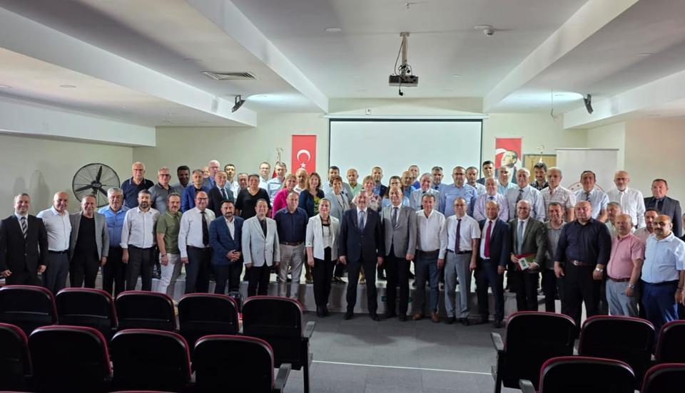 Efeler’de eğitim liderlerinden anlamlı kapanış