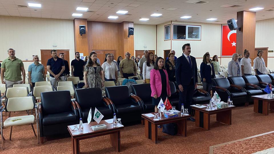 AYDIN'DA 'İKLİM DİRENÇLİ DOĞA DOSTU ZEYTİNCİLİK EĞİTİMİ' VERİLDİ