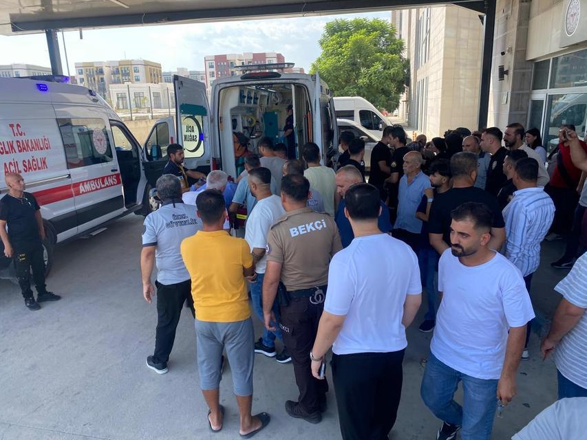 ADANA'DA DEHŞET: BOŞANMA AŞAMASINDAKİ EŞİNİ VE BALDIZINI VURDU