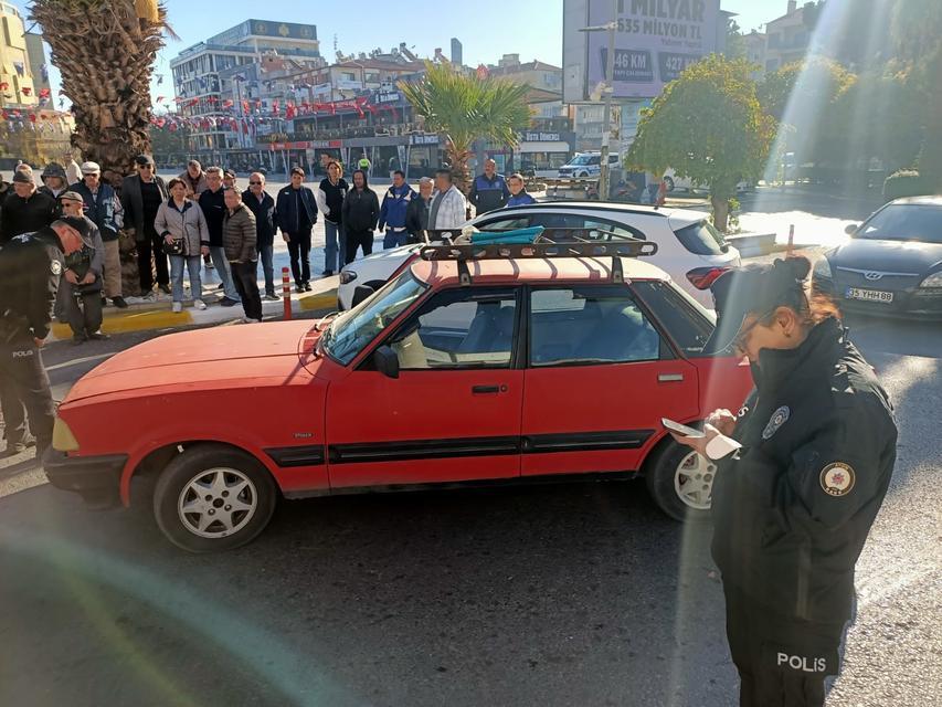 KAZA YAPIP ŞOKA GİREN YAŞLI ADAM HASTANEYE KALDIRILDI