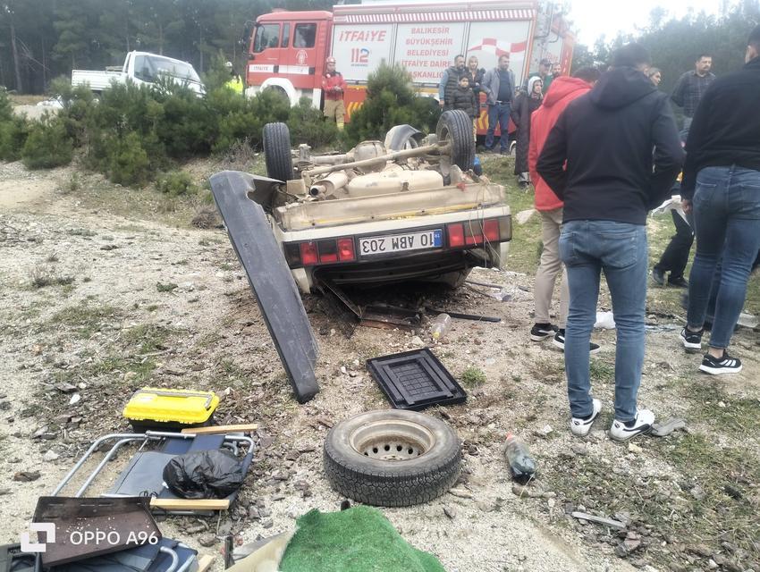 Kontrolden çıkan otomobil şarampole devrildi: 4 yaralı