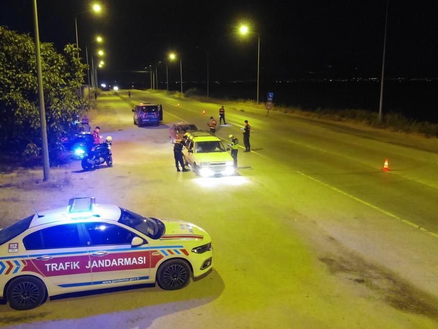 Koçarlı'da 124 şahıs ve 238 araç sorgulandı