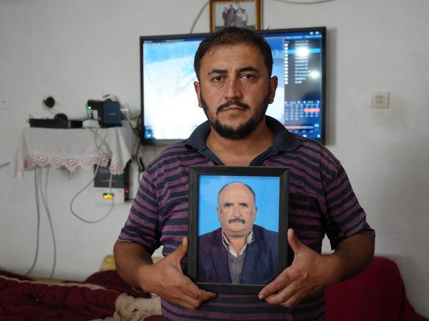 Husumetli şahıs ailenin evinin önünde havaya ateş açtı