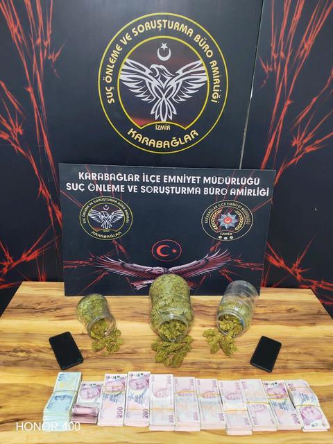Zehir taciri 2 kilo uyuşturucuyla yakalandı