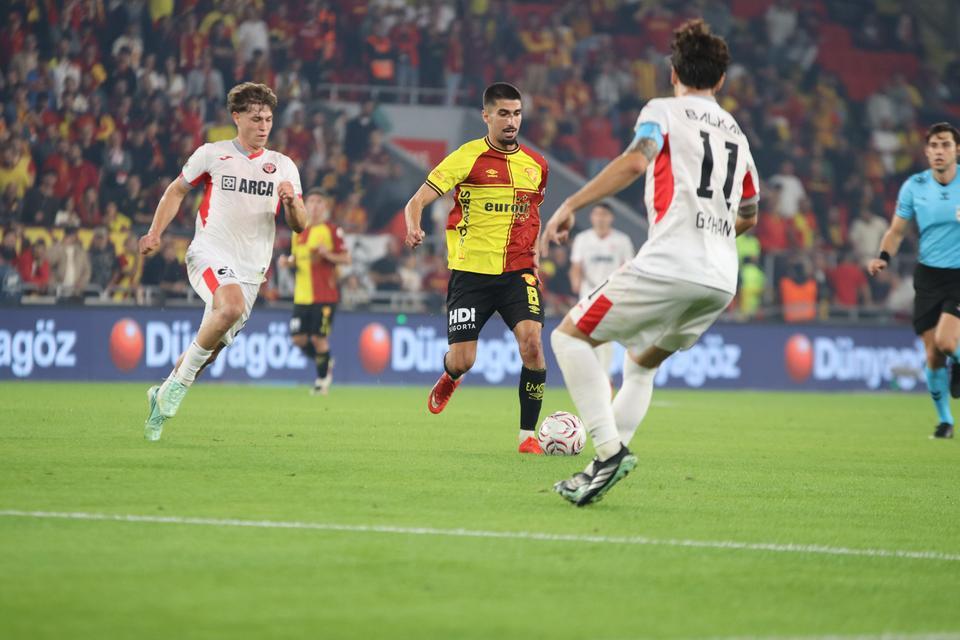 Göztepe: 2 - Çorum FK: 0