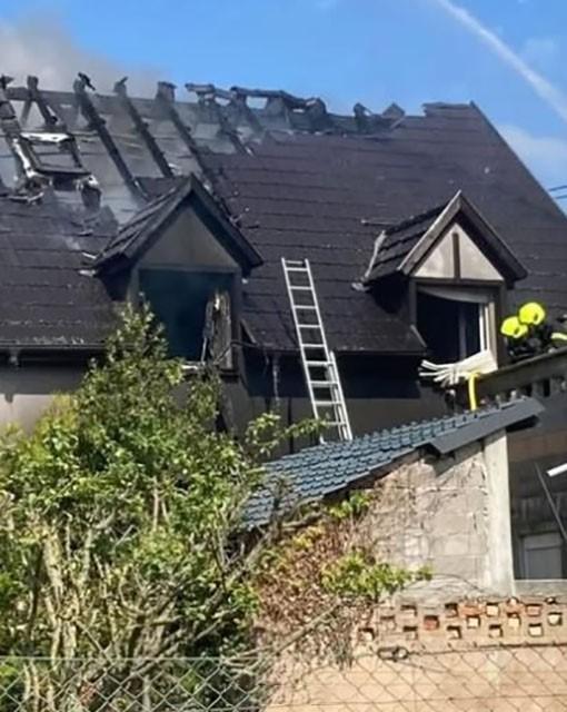 Türk ailenin 3 çocuğu Fransa'daki yangında hayatını kaybetti