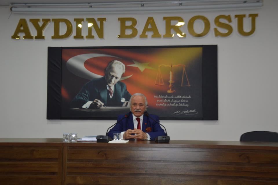 Avukat Erol Ertuğrul’dan Şiir ve İmza Günü etkinliği