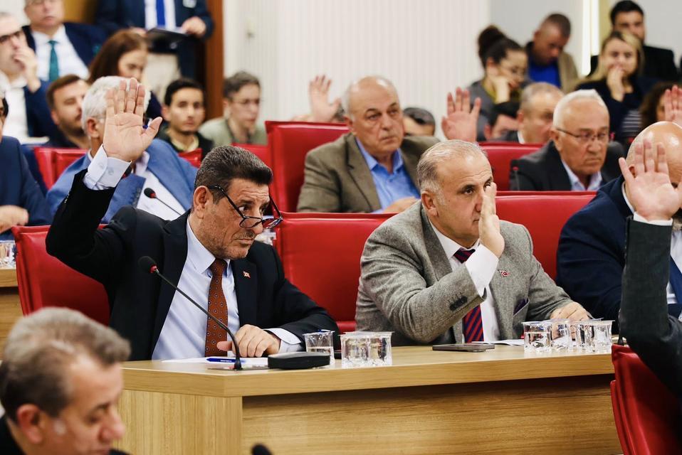 AK Parti Aydın'da istifa iddialarına yanıt