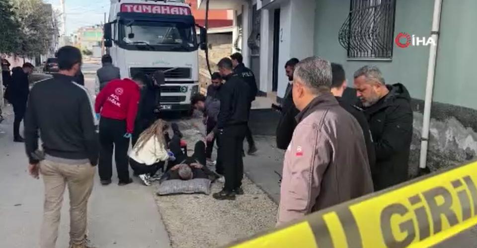 Tartıştığı dayısını sokak ortasında vurdu