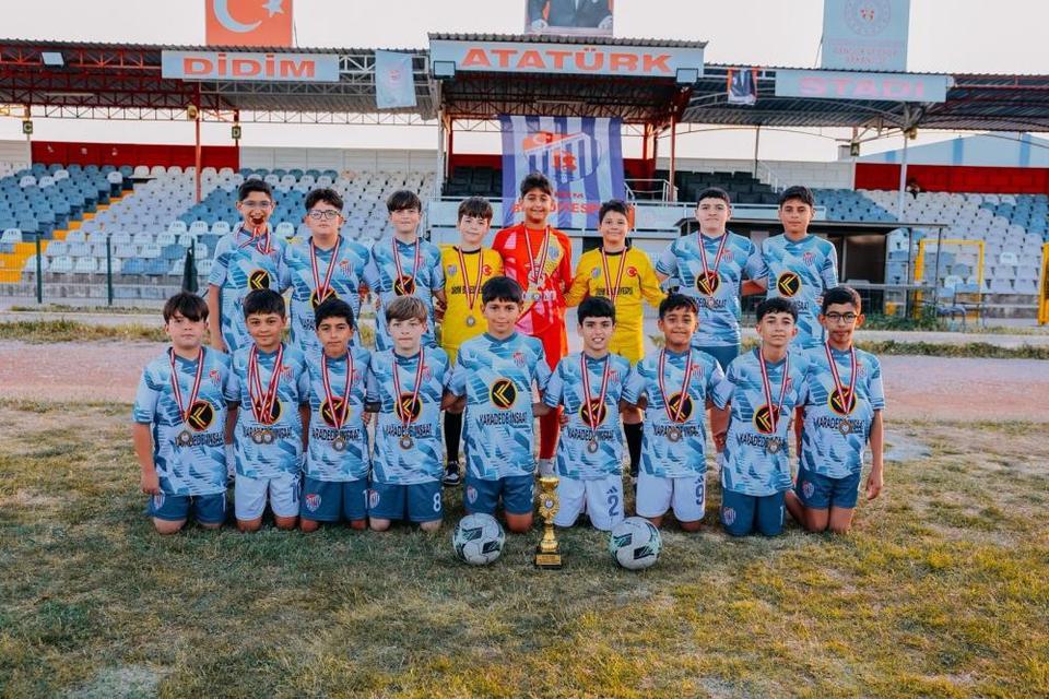 Didim Belediyespor 4 ayrı yaş kategorisinde şampiyon oldu