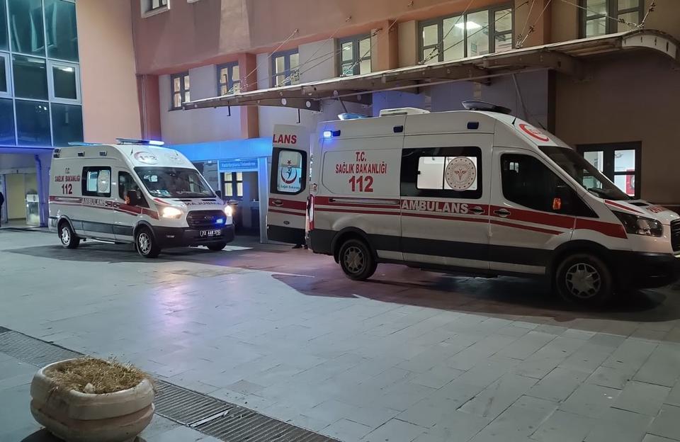 Elektrik akımına kapılan genç ağır yaralandı