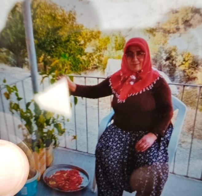 KALP KRİZİ GEÇİREREK HAYATINI KAYBEDEN ANNE VE OĞLU DEFNEDİLDİ