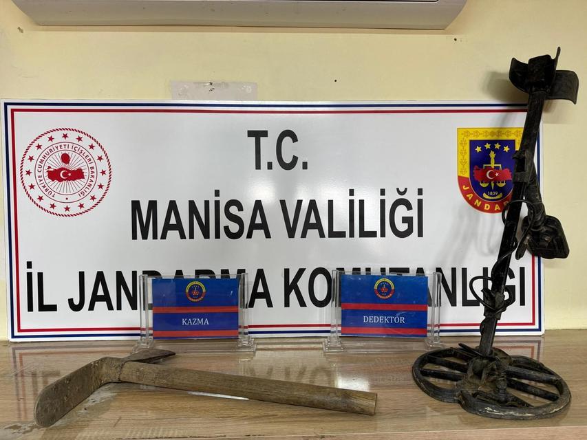 Define ararken yakalandı