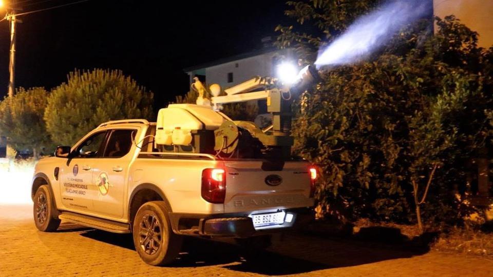 Didim Belediyesi ilaçlama çalışmaları sürüyor