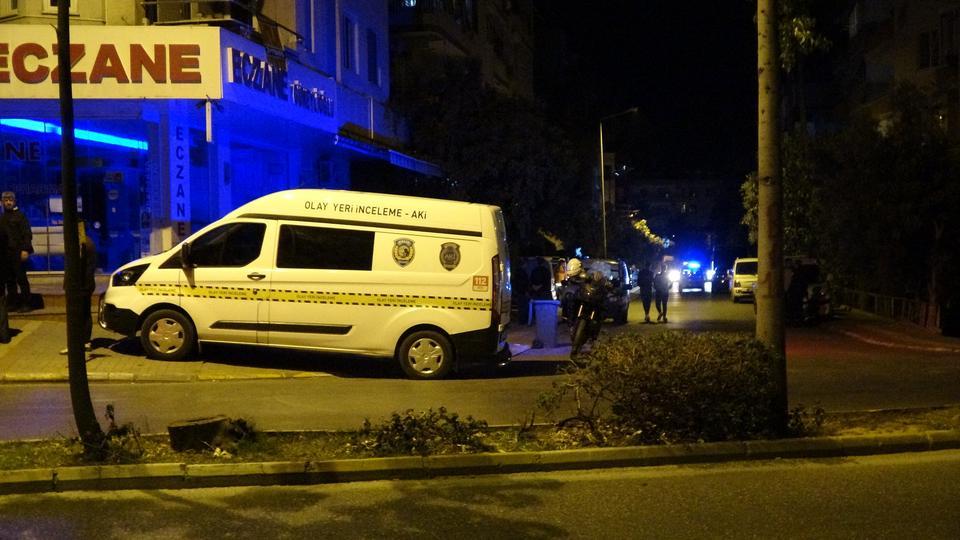 SEYİR HALİNDEKİ MOTOSİKLETE KURŞUN YAĞDIRDI: 2 YARALI