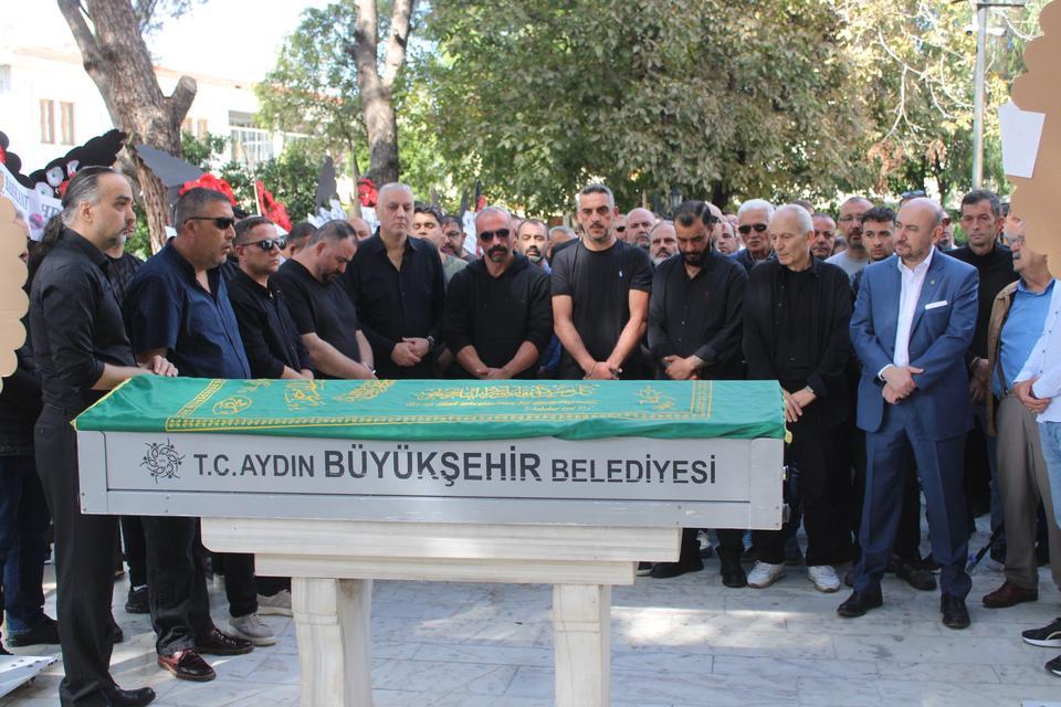 AYDIN'DA BAŞINDAN VURULMUŞ HALDE BULUNAN SARGIN SON YOLCULUĞUNA UĞURLANDI