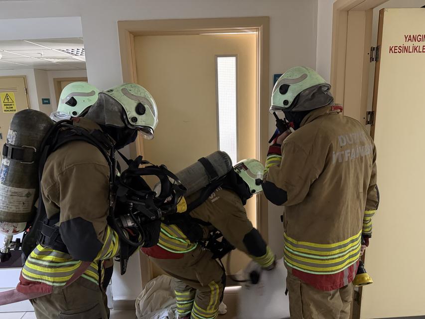 Kadın doğum hastanesinde yangın tatbikatı