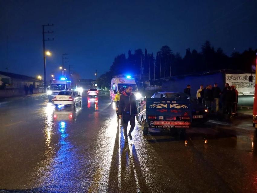 Otomobil ile patpat çarpıştı: 6 yaralı