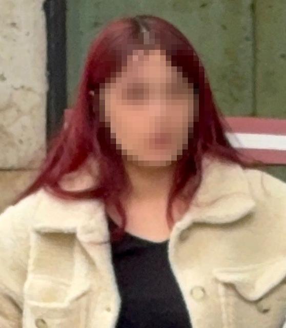 Üniversite öğrencisi genç kız babasını bıçakladı