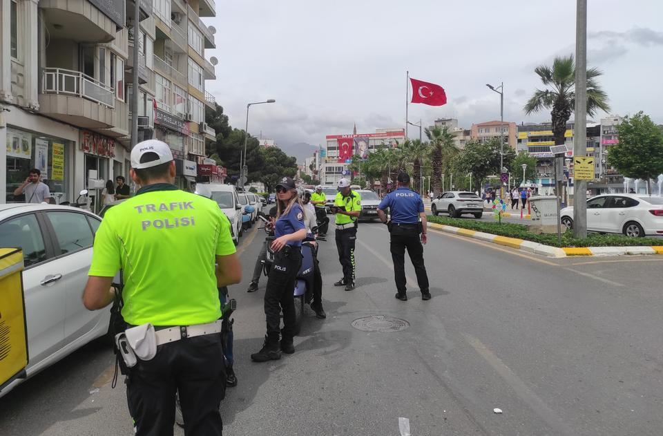 Aydınlı genç yaşam savaşı veriyor