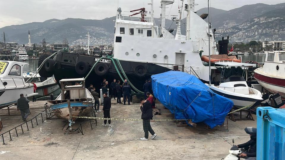 Denizde erkek cesedi bulundu