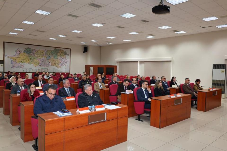 Aydın’da kadına yönelik şiddet görüşüldü