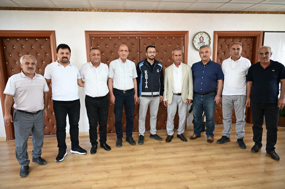 KIZILTEPE BELEDİYESİNDE ÇALIŞAN ZABITA MEMURU AZMİYLE DOKTOR OLDU