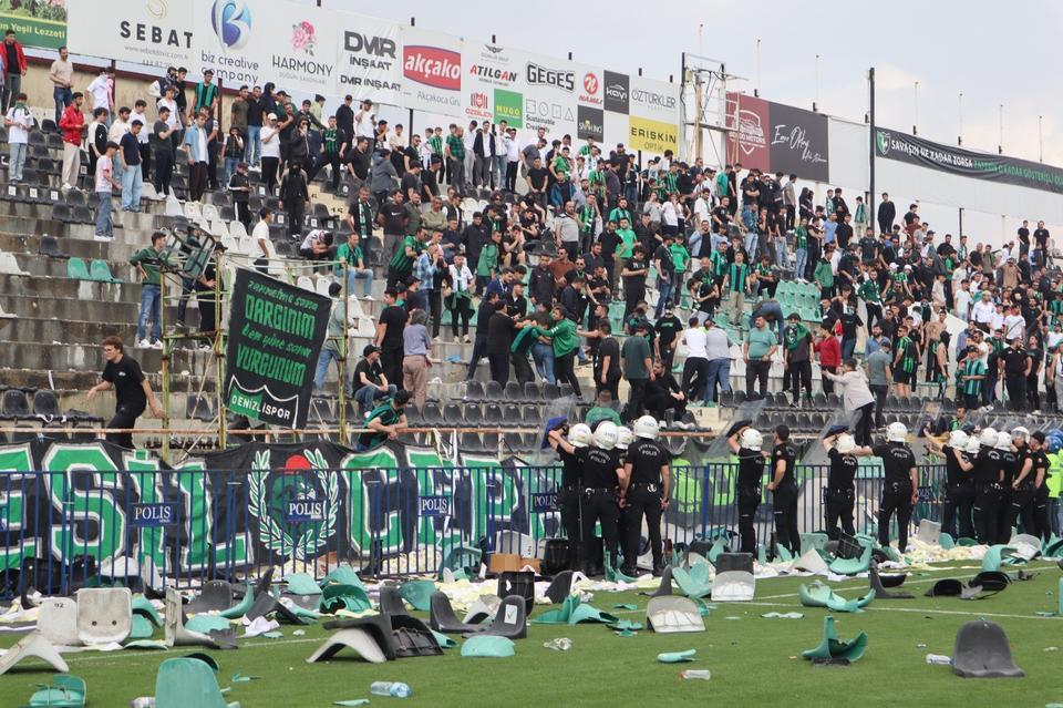 DENİZLİSPOR KÜME DÜŞTÜ, STAT KARIŞTI