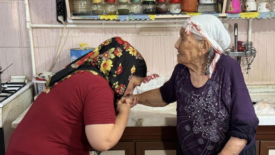 Milyonluk miras kavgasında anne-kız yüzleşti: Elini öptü, ‘Ben yapmadım' dedi