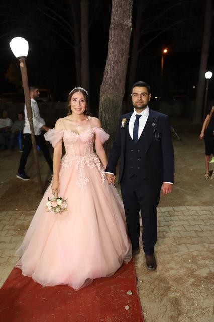 Çine’de görkemli nişan töreni: Nihat Yaman ve Gülten Taştekin mutluluğa “Evet” dedi