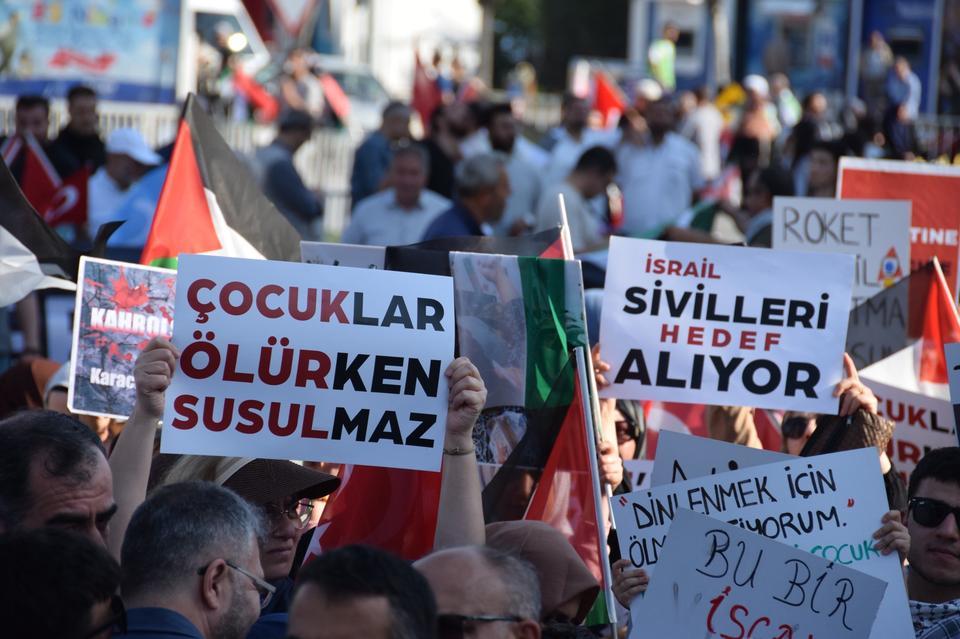 AYDIN'DA GAZZE İÇİN KONVOY DÜZENLENDİ