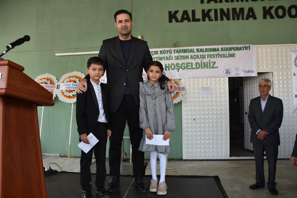 Germencik'te sezonun ilk zeytin sıkımı yapıldı