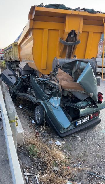 BURDUR'DA FECİ KAZA: 18 YAŞINDAKİ SÜRÜCÜ HAYATINI KAYBETTİ
