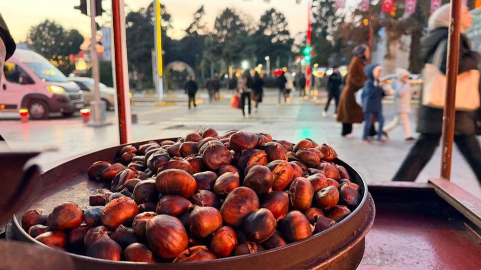 Kışın şifa kaynağı kestane tezgâhlarda yerini aldı
