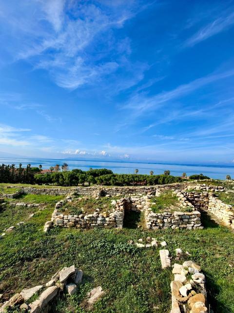 EGE'NİN TARİHİ HAZİNESİ KADIKALESİ, ZİYARETÇİLERİNİ BEKLİYOR