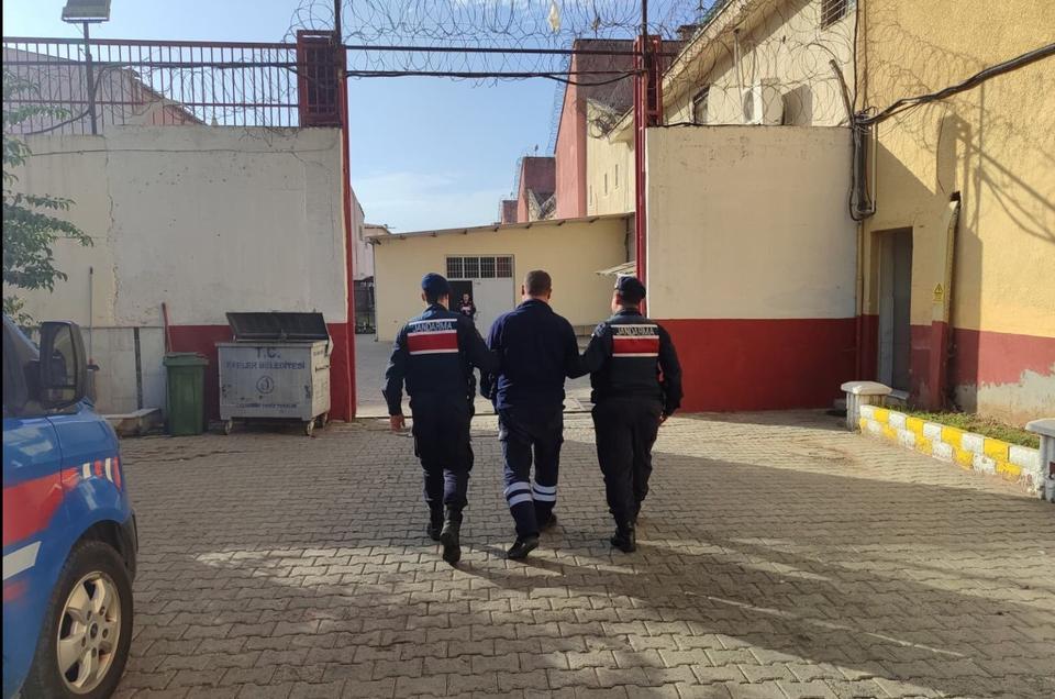 Aydın’da “Kasten yaralama” suçundan aranan zanlı yakalandı