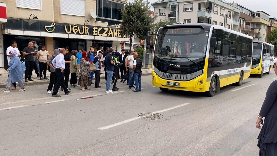 Otobüsün çarptığı kadın hayatını kaybetti