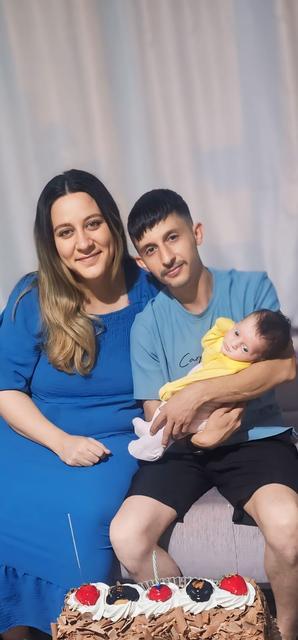25 BİN KİŞİ ARASINDA BÖBREĞİ İKİZ GİBİ UYUMLU ÇIKTI, 6 AYLIK KIZINA KAVUŞTU ORGAN NAKLİ, BABA VE KIZINI AYIRMADI