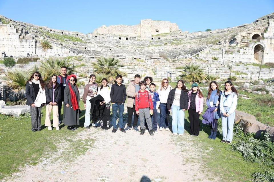 Didim Çocuk Meclisi’nden Miletos’ta matematik yolculuğu