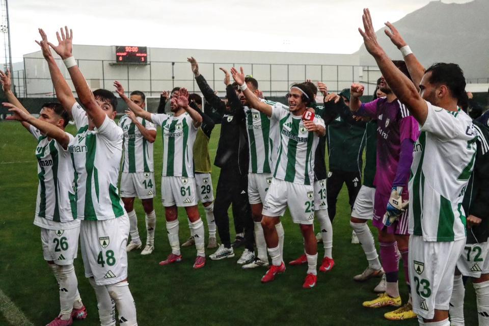 Muğlaspor lideri devirip zirveye ortak olmak istiyor