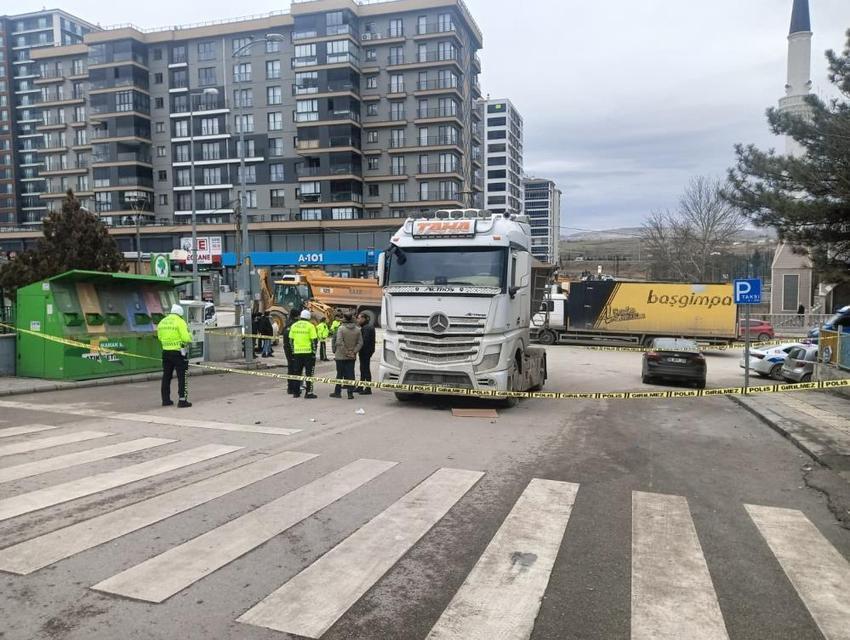 Hafriyat kamyonu 63 yaşındaki kadını ezdi